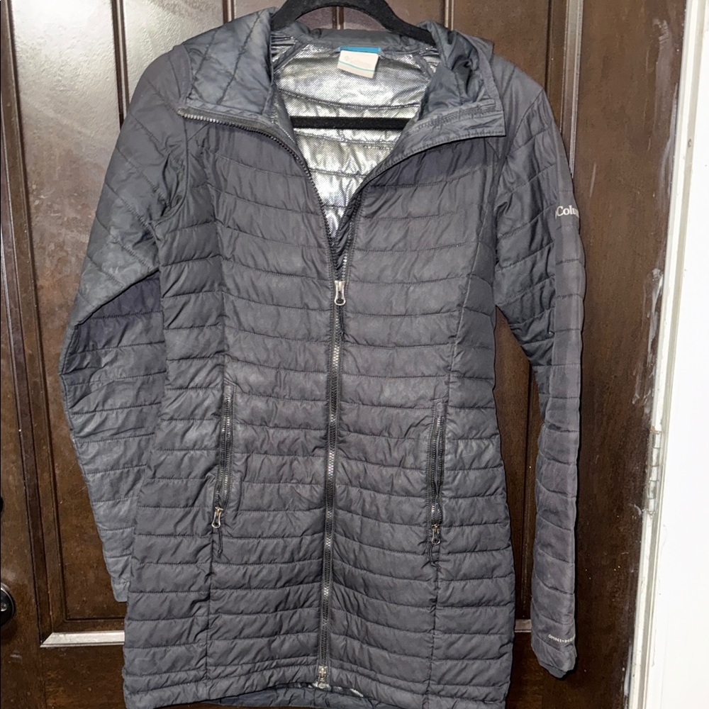 Columbia Women's Black Hooded Puffer Jacket